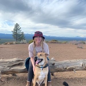 Meet your Posher, Hailey